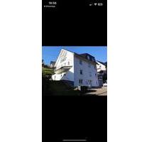 Traumhafte 3-Zimmer Wohnung - 1.250,00 EUR Kaltmiete, ca.  102,00 m² in Engelskirchen (PLZ: 51766)