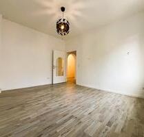 2,5 Zimmer Wohnung mit Balkon in Oberhausen Zentrum – WG - geeignet