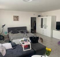 Schöne, helle 1-Zimmer Wohnung mit großem Balkon in Bergheim