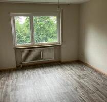 Schöne Wohnung 3,5 Zimmer zu vermieten - Gochsheim