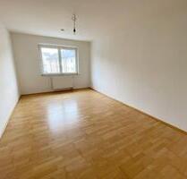 Schönes helles Zimmer unmöbliert in 2er WG mit Balkon - Nürnberg Gibitzenhof