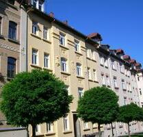 3 Zimmer Raum Wohnung Bad Dusche+Wanne,großer Balkon, ruhige Lage - Altenburg