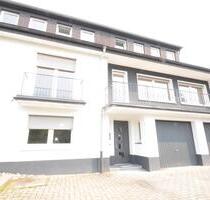 Großzügige schöne 4-Zimmer Wohnung 194 qm in Gummersbach-Bernberg