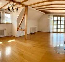 Zu Vermieten helle und geräumige 3,5 Zimmer Wohnung m. gr. Balkon - Wellendingen