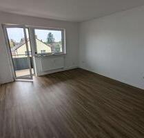 Renovierte 2-Zimmer Wohnung mit Balkon - Frankfurt am Main Rödelheim