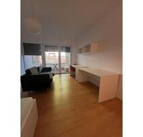 Helle 1,5-Zimmer Wohnung im 4. OG mit Balkon in Offenbach Mitte - Offenbach am Main Bieberer Berg