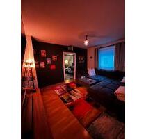 2- Zimmer Wohnhng - 650,00 EUR Kaltmiete, in Buckenhof (PLZ: 91054)