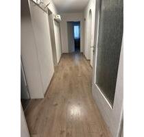 3,5 Zimmer Wohnung - 950,00 EUR Kaltmiete, ca.  80,00 m² in Ochsenhausen (PLZ: 88416)