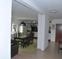 Modern geschnittene 3-Zimmer Wohnung - Randersacker