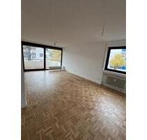 Kernsanierte 2,5 Zimmer Wohnung auf der Lug in Bietigheim - Bietigheim-Bissingen