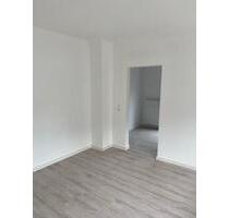 Erstbezug – 3 Zimmer Wohnung in kernsaniertem Reihenendhaus - Fürth Bislohe