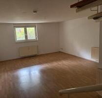 2 Zimmer Maisonette Wohnung Erdgeschoss bezugsfrei - Berlin Spandau