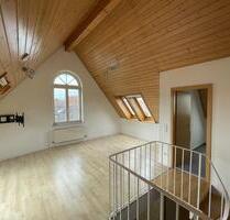 2,5 Zimmer Dachgeschosswohnung in Herrenberg Oberjesingen