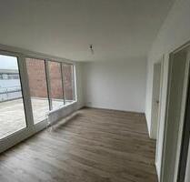 Helle, sanierte 2-Zimmer Wohnung mit Dachterrasse in Bergen