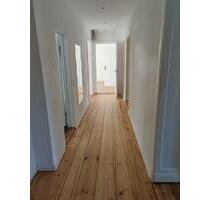 Schöne 4-Zimmer Wohnung | Berliner Altbau mit abgeschliffenen Dielen - Oranienburg