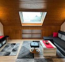 Möblierte 2,5 Zimmer Dachgeschosswohnung - Karlsruhe Daxlanden