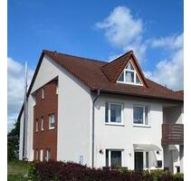 Großzügige 2 Zimmer DG - 370,00 EUR Kaltmiete, ca.  64,00 m² in Dassel (PLZ: 37586)