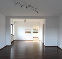 Schöne 5-6 Zimmer Wohnung auf 2 Ebenen in Rednitzhembach - Schwabach