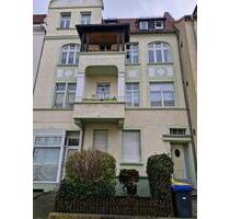 Eine 4 Zimmer Wohnung mit Einbauküche und Dachterrasse - Halberstadt