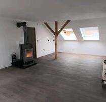 Dachgeschoss Wohnung ca. 96qm 4 Zimmer Küche Bad in Belecke - Warstein