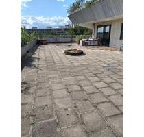 3 Zimmer und riesige Dachterrasse in Frankfurt Sachsenhausen - Frankfurt am Main Sachsenhausen Süd