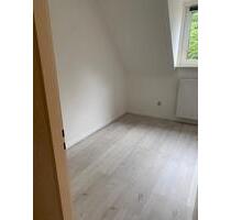 Wohnung - 4 Zimmer - Direkt an der Lister Meile! - Lehrte