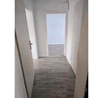 Renovierte 2 Zimmer Wohnung - 460,00 EUR Kaltmiete, ca.  48,00 m² in Krefeld (PLZ: 47804) Benrad