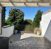 2,5 Zimmer Wohnung mit großer Dachterrasse (von privat) - Oberhausen Alsfeld