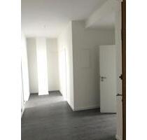 2-Zimmer Wohnung mit Terrasse - 670,00 EUR Kaltmiete, in Solingen (PLZ: 42655) Mitte