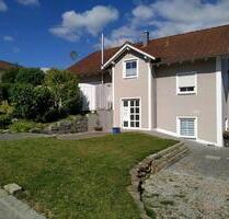 Neu renovierte 3,5 Zimmer Wohnung, 99qm mit Terrasse - Hengersberg