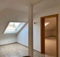 Helle 5-Zimmer DG-Wohnung zentral in der Lehrter Kernstadt