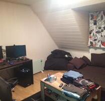 2.5 –Zimmer – DG - Maisonette Wohnung – befristet für 16 Monate - Köln Innenstadt