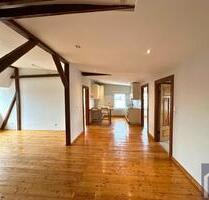 Über den Dächern von Laboe - charmante Altbauwohnung in zentraler Lage!