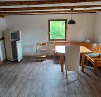 schönes Zimmer auf 2 Ebenen mit eigener Küche und eigenem Bad - Deggenhausertal