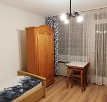 Möbliertes Zimmer in 2er WG mit Balkon in ruhiger Lage zu vermiet - Unterschleißheim