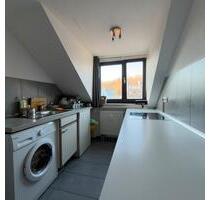 einzel zimmer ab sofort - 570,00&nbsp;EUR Kaltmiete, ca.&nbsp; 1,00&nbsp;m&sup2; in Aachen (PLZ: 52070) Aachen-Mitte