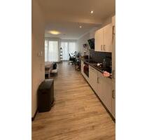 1 Zimmer Mietwohnung, Einbauküche, Balkon, zentrale Lage in Offenbach, ab sofort - Offenbach am Main