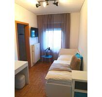 1 Zimmer Wohnung Apartment - 500,00 EUR Kaltmiete, in Weingarten (PLZ: 88250)