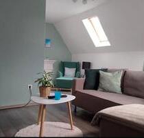 Gemütliche Dachgeschosswohnung 2 12 Zimmer mit Gartennutzung - Hodenhagen