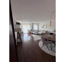 Zwei Zimmer Wohnung 850 € Warm mit Garage - Nürnberg Rabus