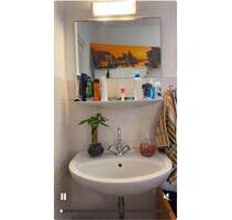 Ein Zimmer mit gemeinsamer Küche und Waschraum - Hamburg Altona