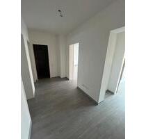 3-Zimmer Erdgeschosswohnung mit Balkon in Stadtnähe - Solingen Mitte