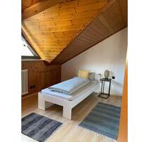 WG Zimmer möbliert - 400,00 EUR Kaltmiete, in Singen (Hohentwiel) (PLZ: 78224)