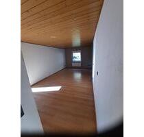 5 Zimmer Dachgeschosswohnung in Zweifamilienhaus 64668 - Rimbach
