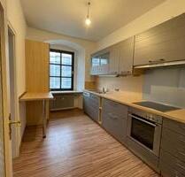 Schöne 4,5 Zimmer Altbauwohnung im Herzen von Sulzbach - Sulzbach-Rosenberg