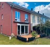Zimmer in einer Wg zu vermiten - 680,00 EUR Kaltmiete, ca.  16,00 m² in Berlin (PLZ: 10365) Lichtenberg