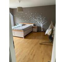 Helle 3‑Zimmer Dachgeschosswohnung mit Balkon, Einbauküche - Magdeburg Diesdorf