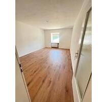 Neu Sanierte 2 Zimmer Wohnung - 680,00 EUR Kaltmiete, ca.  39,00 m² in Elsendorf (PLZ: 84094)