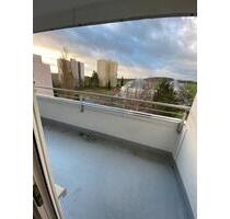 Helle gut geschnittene 2 Zimmer Wohnung in Taunusstein