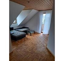 WG zimmer in einer schönen Dachgeschosswohnung - Oerlenbach